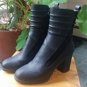 JBU by Jambu Violet boot 6.5